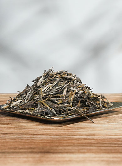 Handmade Nonpareil Ming Qian Meng Ding Huang Ya Yellow Tea