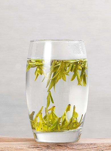Nonpareil Ming Qian Xi Hu Dragon Well Long Jing Green Tea
